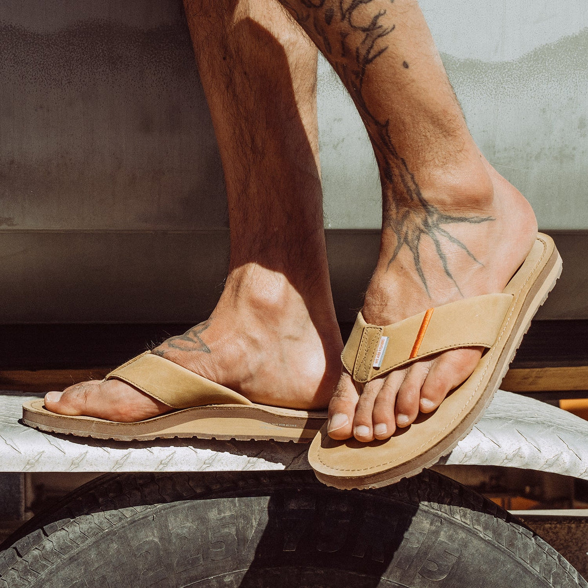 MUDFLATS LEATHER SANDAL - Sportsman Gear