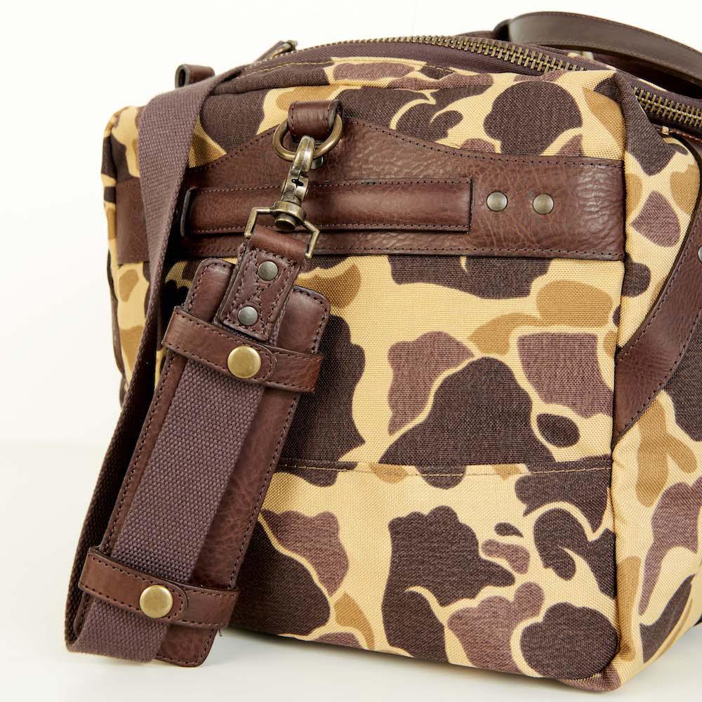Campaign Waxed Canvas Medium Duffle Bag - Sportsman Gear