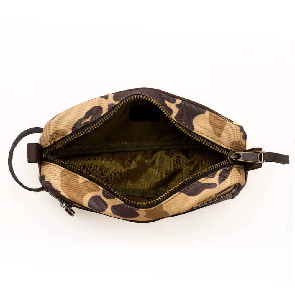 Campaign Waxed Canvas Toiletry Shave Kit - Sportsman Gear