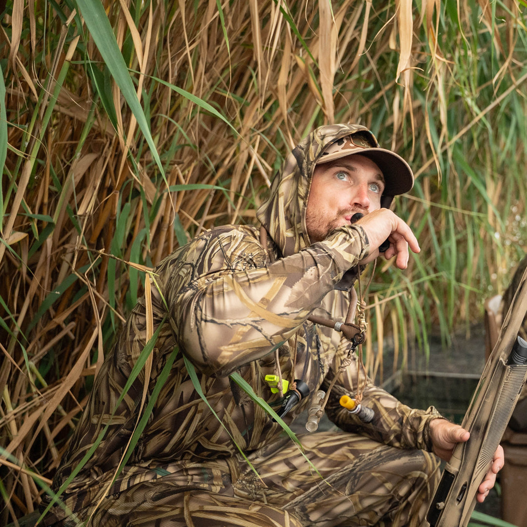 performance hunting gear Rambler Series Performance Hunting Hoodie Realtree advantage wetlands / Small