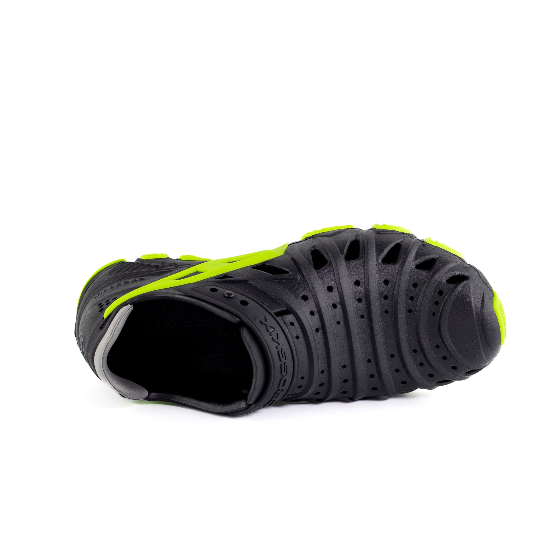 2.0 Closed Toe Water Shoes for Men
