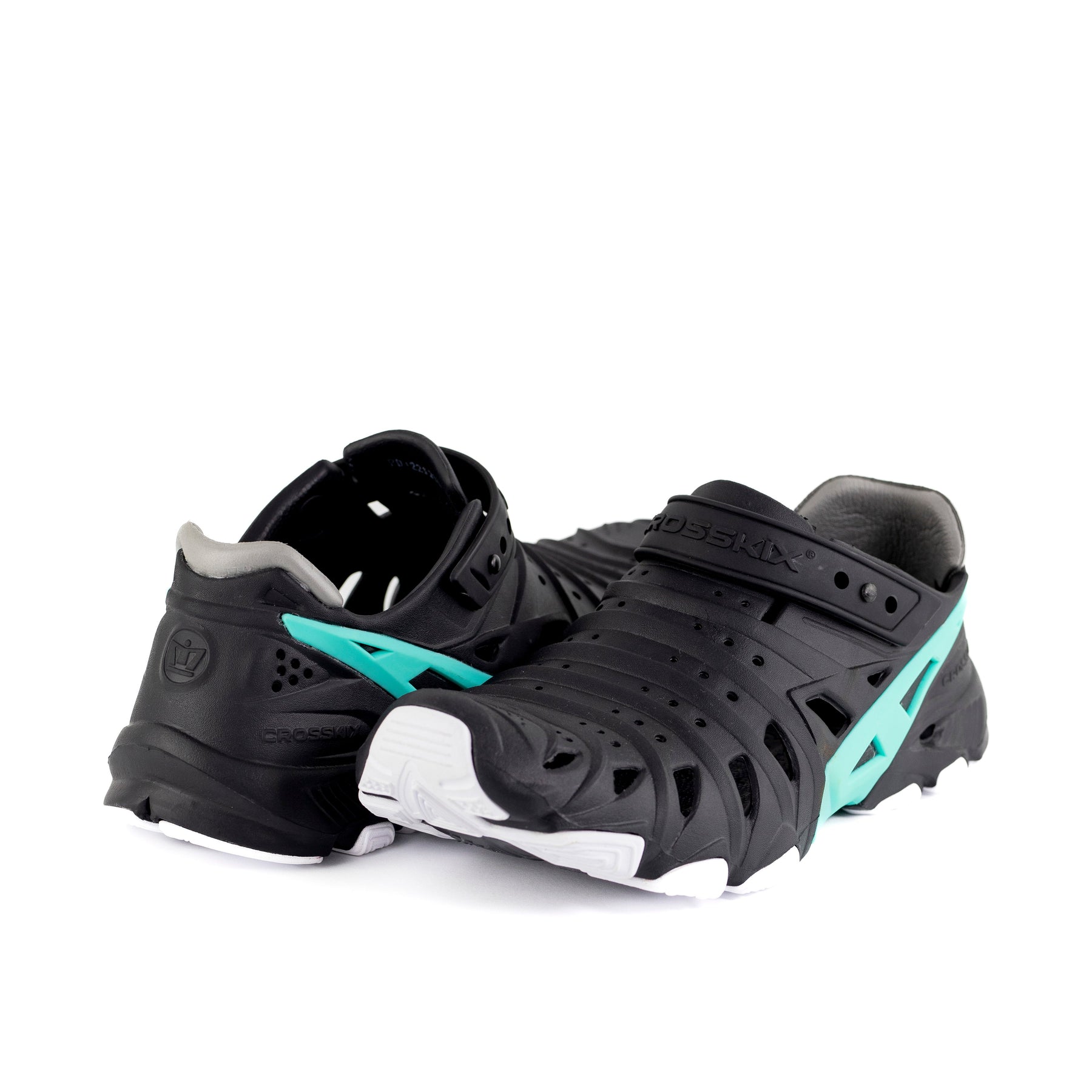2.0 Closed Toe Water Shoes for Men